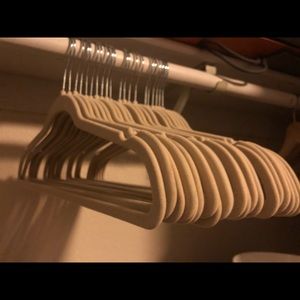Premium quality thin velvet hanger (set of 20)